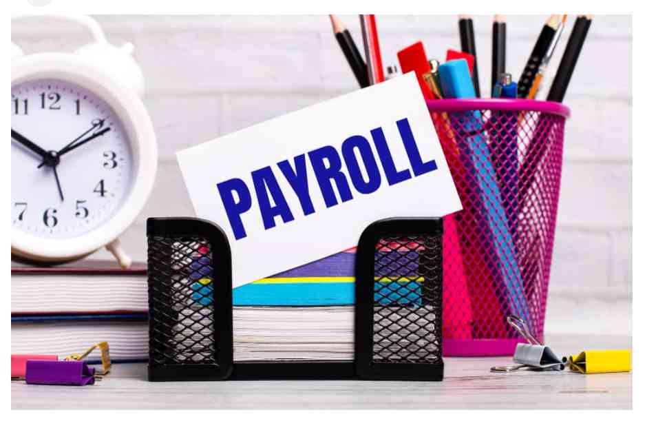 Top 10 Benefits of Paperless Payroll in 2024